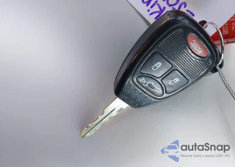 2014 Chrysler 200 Touring из США, поврежденный, VIN 1C3CCBBG8EN119598